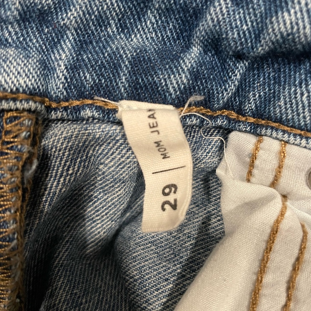 PacSun Distressed Mom Jeans - Picture 6 of 8